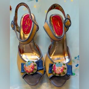 Poetic License Women’s Wedge Sandals 
Size 7 Vintage Inspired